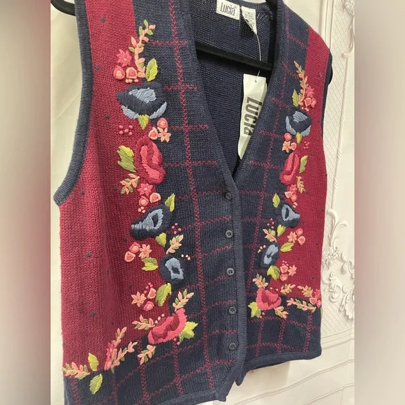 Lucia Floral Embroidered Vintage New Plaid Cottagecore Navy size M Sweater Vest - Picture 8 of 8